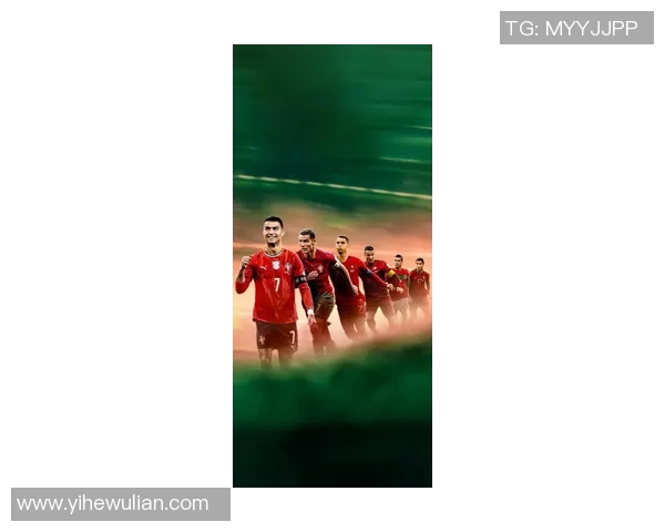 足球明星C罗墙纸打造个性空间让你的家充满运动激情与活力